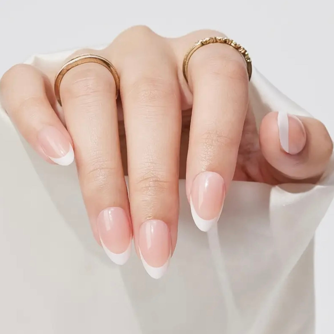 Natural french nails (By HRS’s watch store)