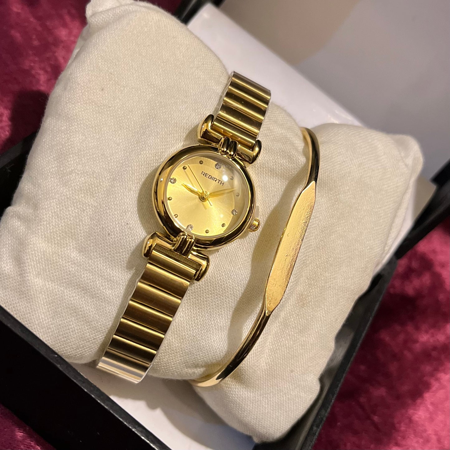 Rebirth vintage watch pair