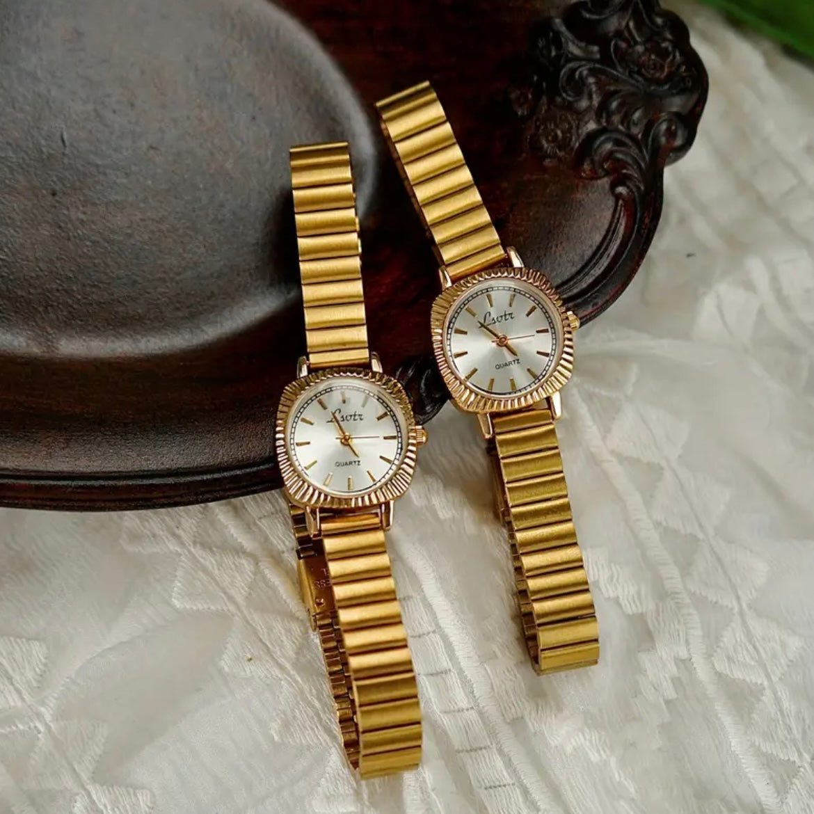 Lotus watch