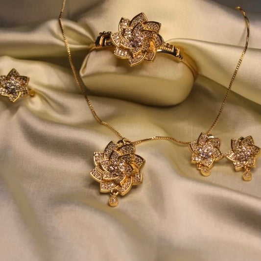 Golden pendant set