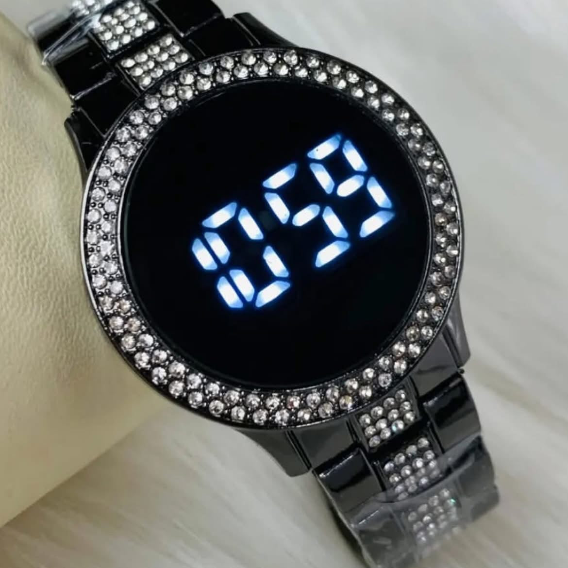 Round LED watch