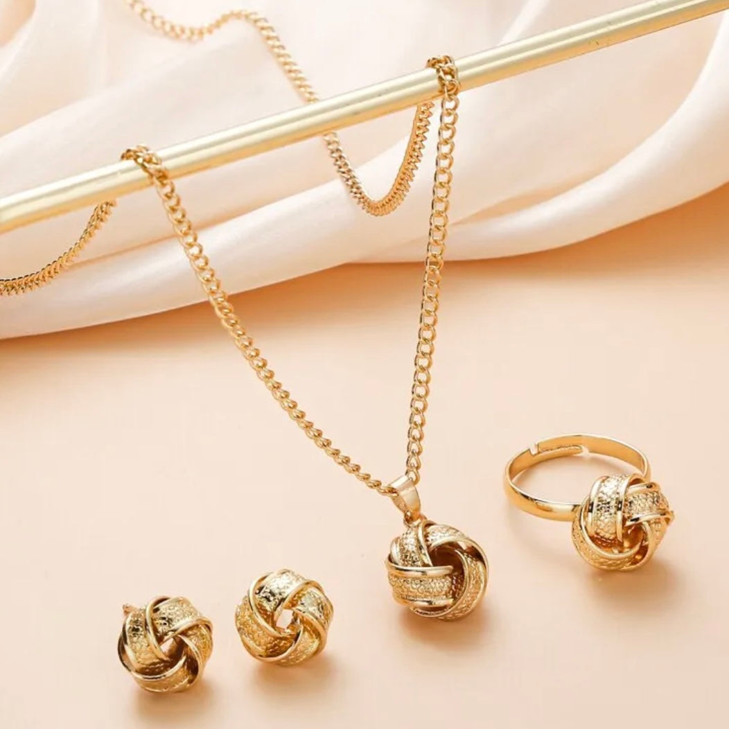 Golden ball set