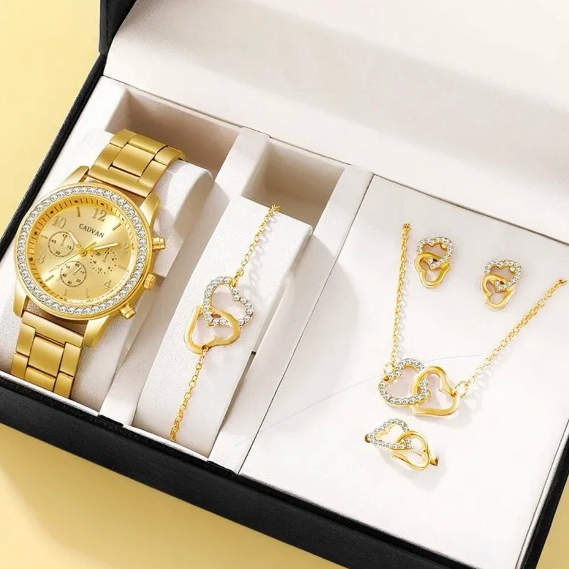 Golden watch heart set