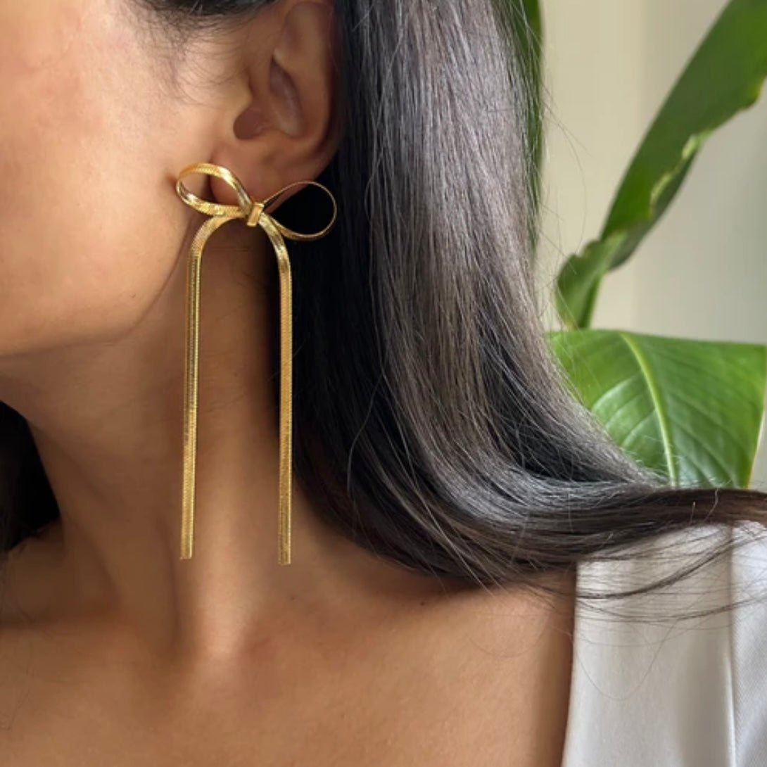 Viral bow earrings